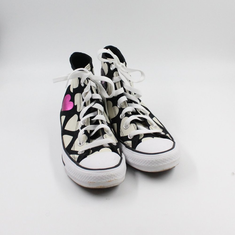 Converse Women’s Chuck Taylor All Star Twisted Hearts High Top Sneakers US 7